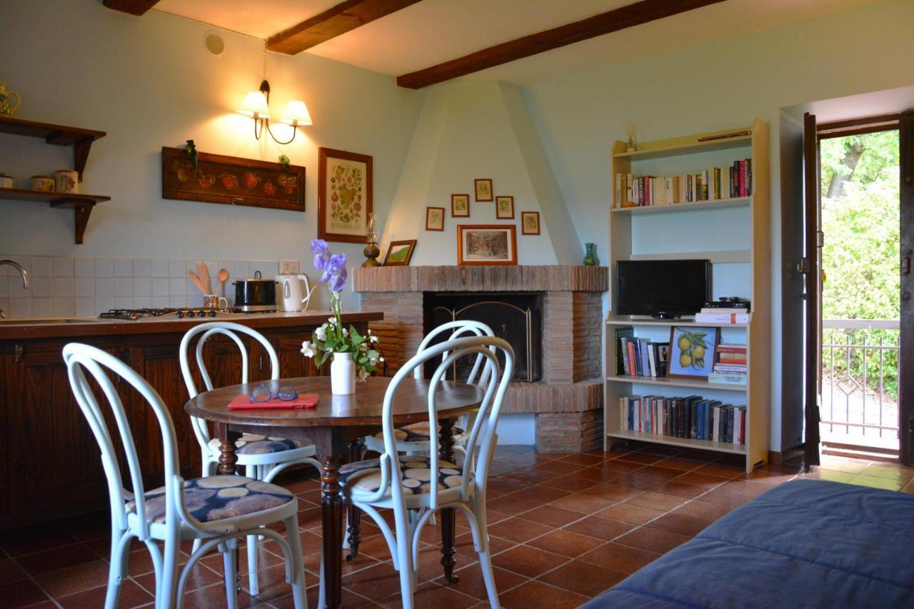 Maison d'hôtes Il Poggiolo Di Parrano Extérieur photo